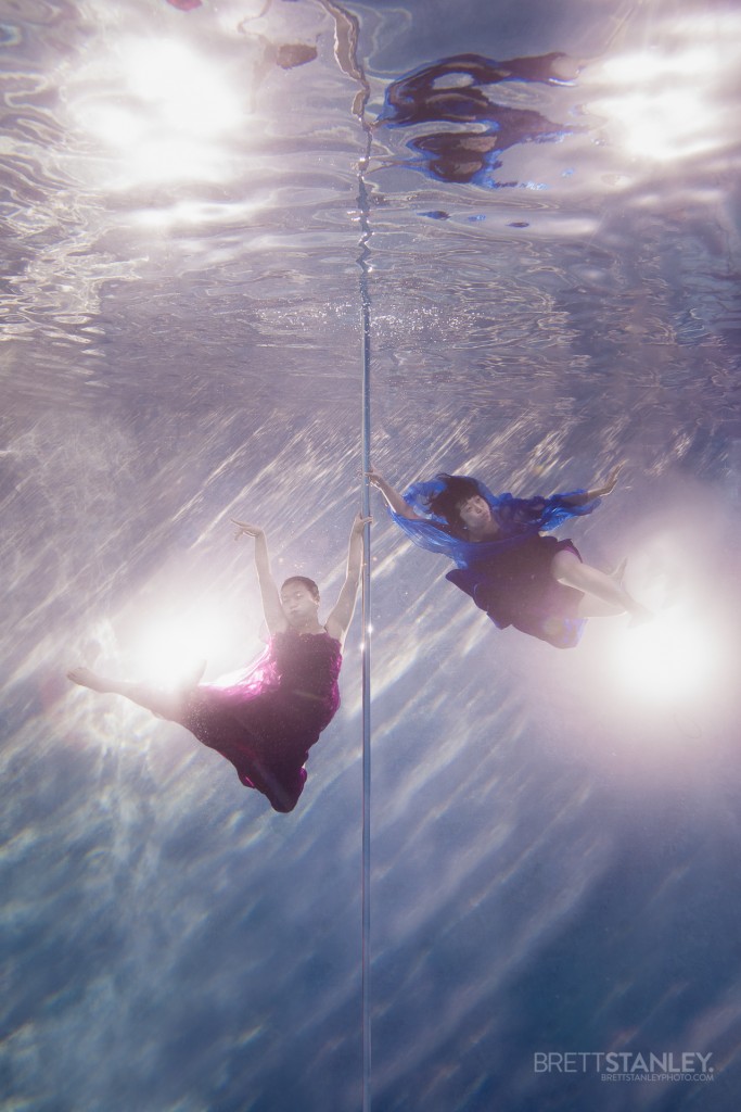 Japanese TV show 'Sekai No Hatte Madde Itte Q!' Underwater Pole