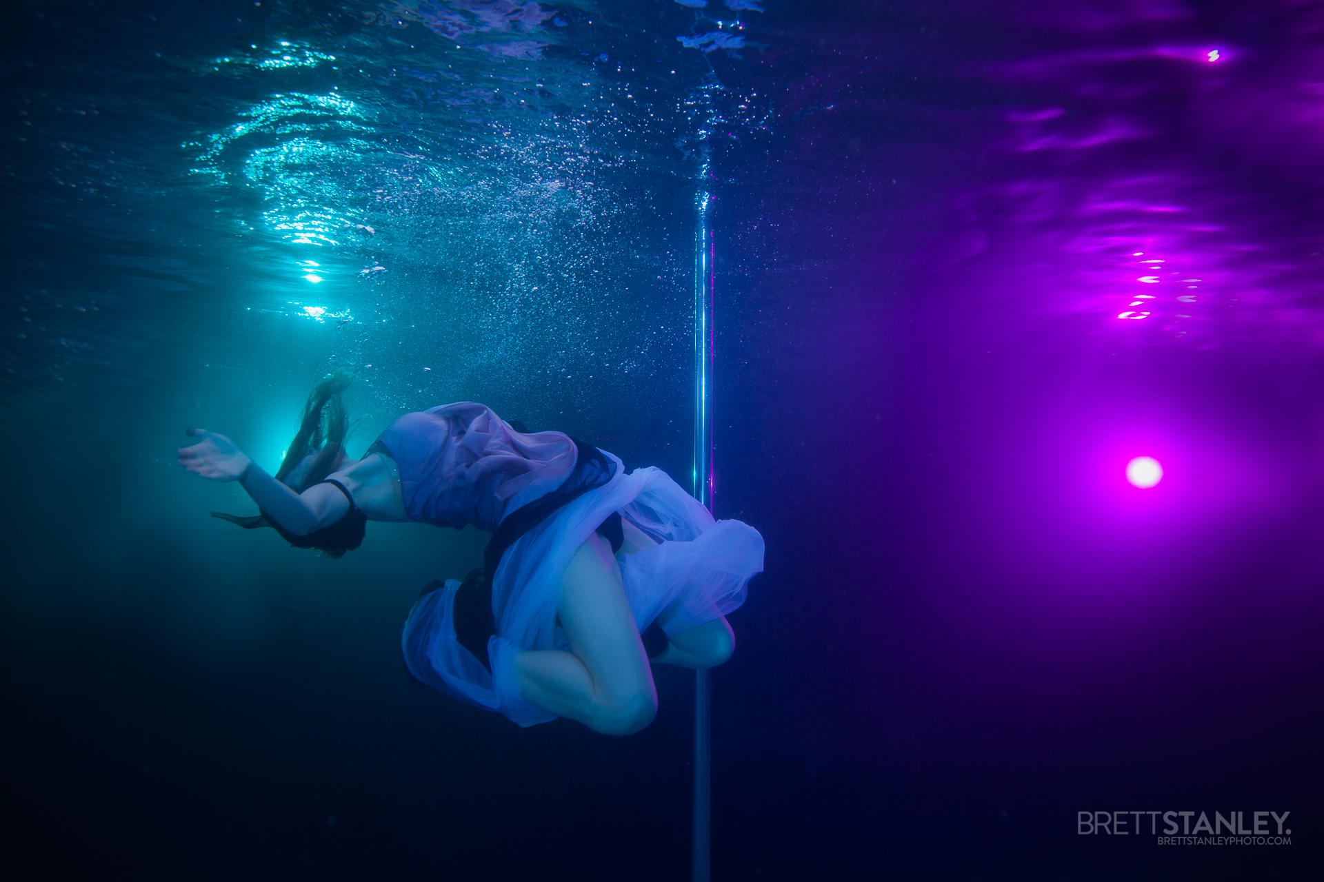 Pole Dance Brett Stanley The Underwater Photographer Pole Dance Brett Stanley The Underwater Photographer