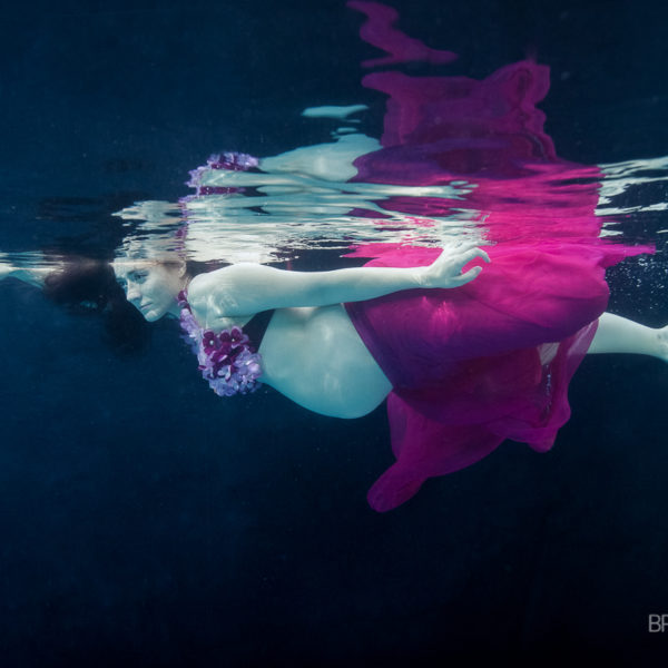 underwater Maternity Photography